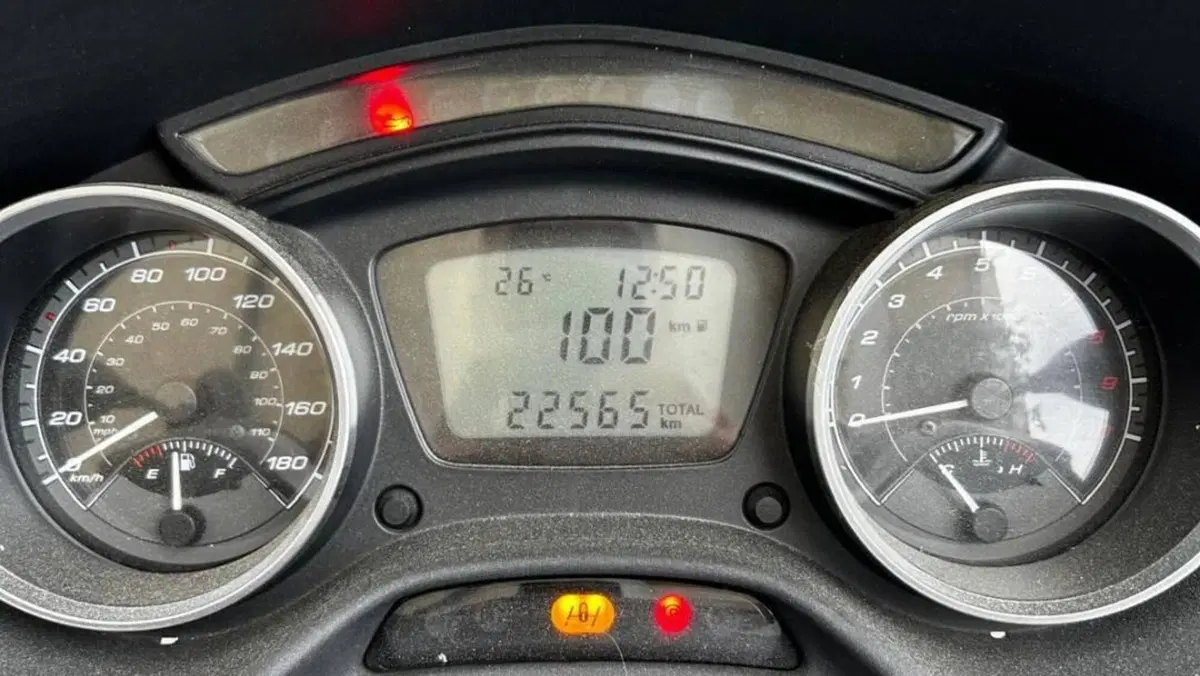 Piaggio Mp3 300 ie Sport LT ABS (2014 - 16)  (5)