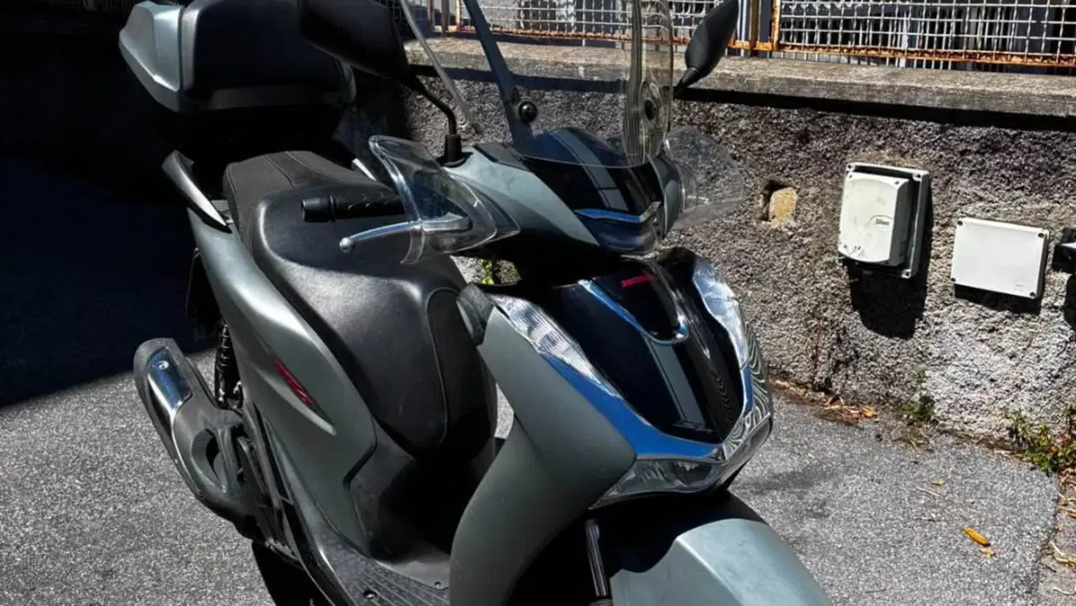 Honda SH 125i Sport (2022 - 23)  (3)