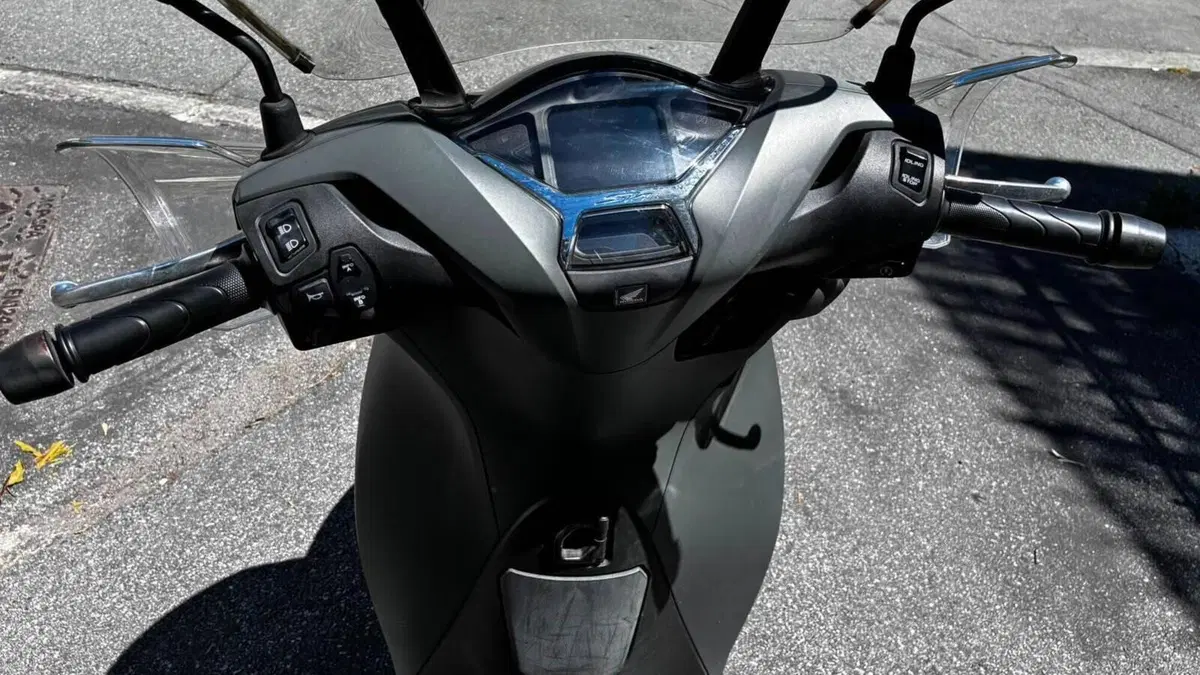 Honda SH 125i Sport (2022 - 23)  (5)