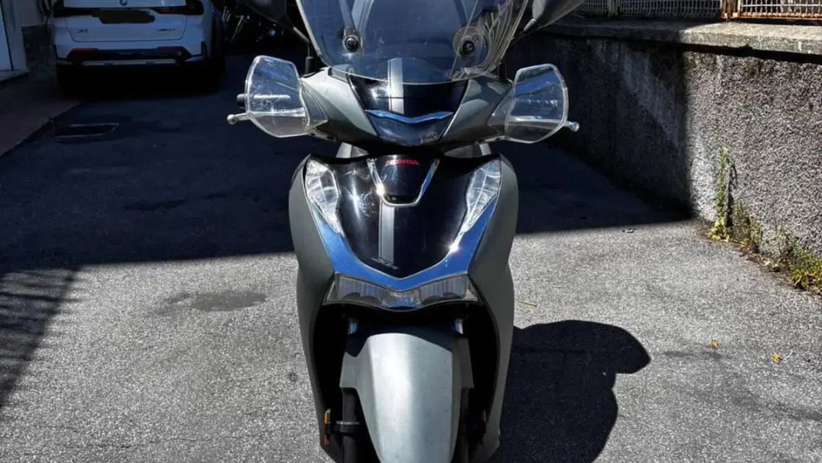 Honda SH 125i Sport (2022 - 23)  (6)