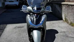 Honda SH 125i Sport (2022 - 23)  (6)