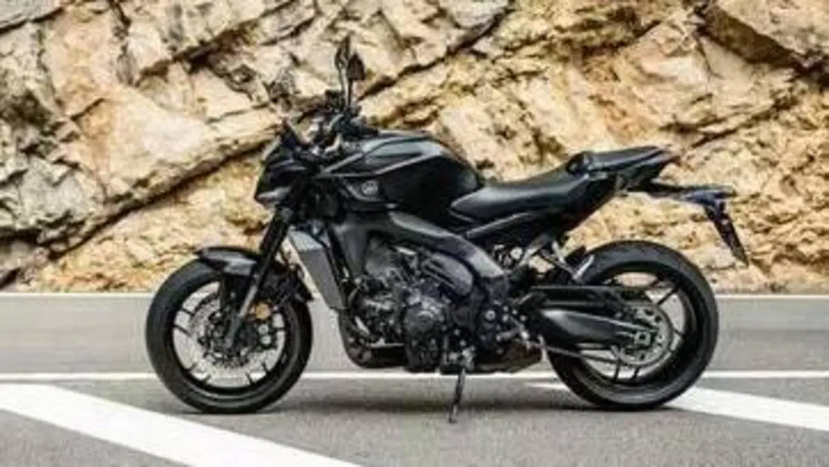 Yamaha MT-09 Y-AMT (2024 - 26)  (2)