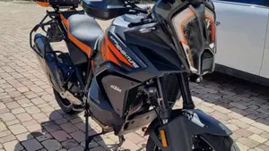 KTM 1290 Super Adventure S (2021)  (5)