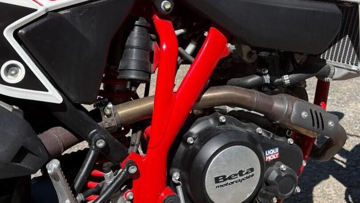 Betamotor RR 125 4T Motard LC (2021 - 23)  (5)