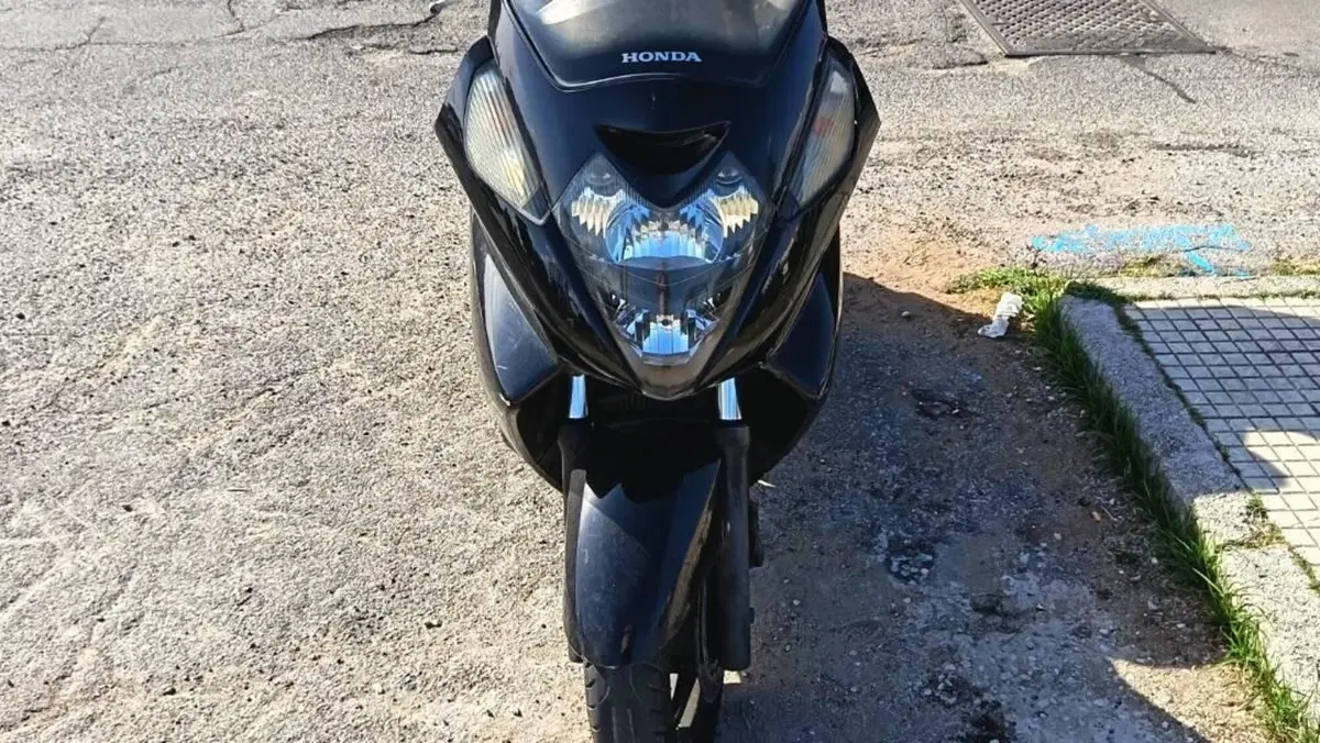 Honda Silver Wing 400 (2006 - 09) 