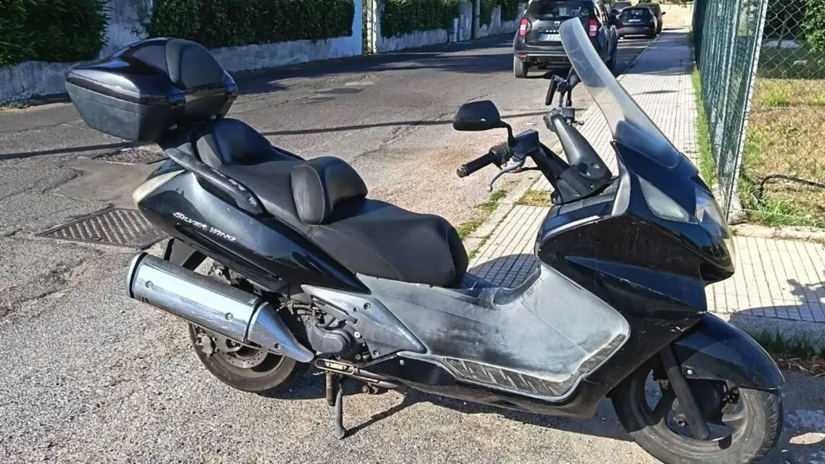 Honda Silver Wing 400 (2006 - 09)  (2)