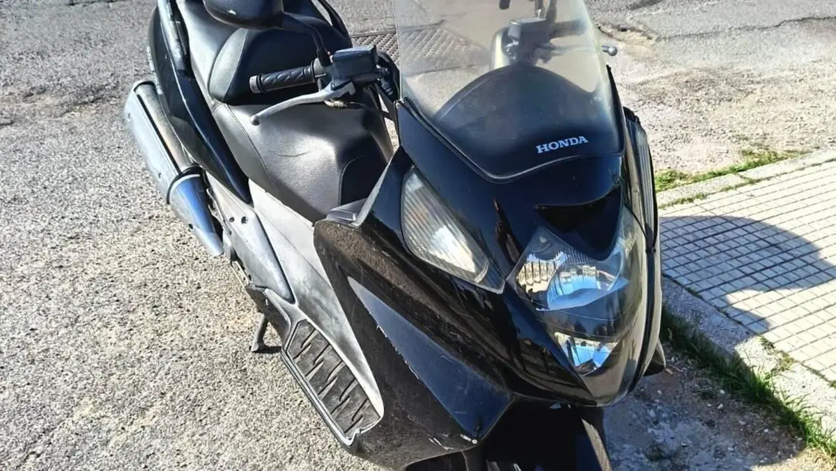 Honda Silver Wing 400 (2006 - 09)  (5)