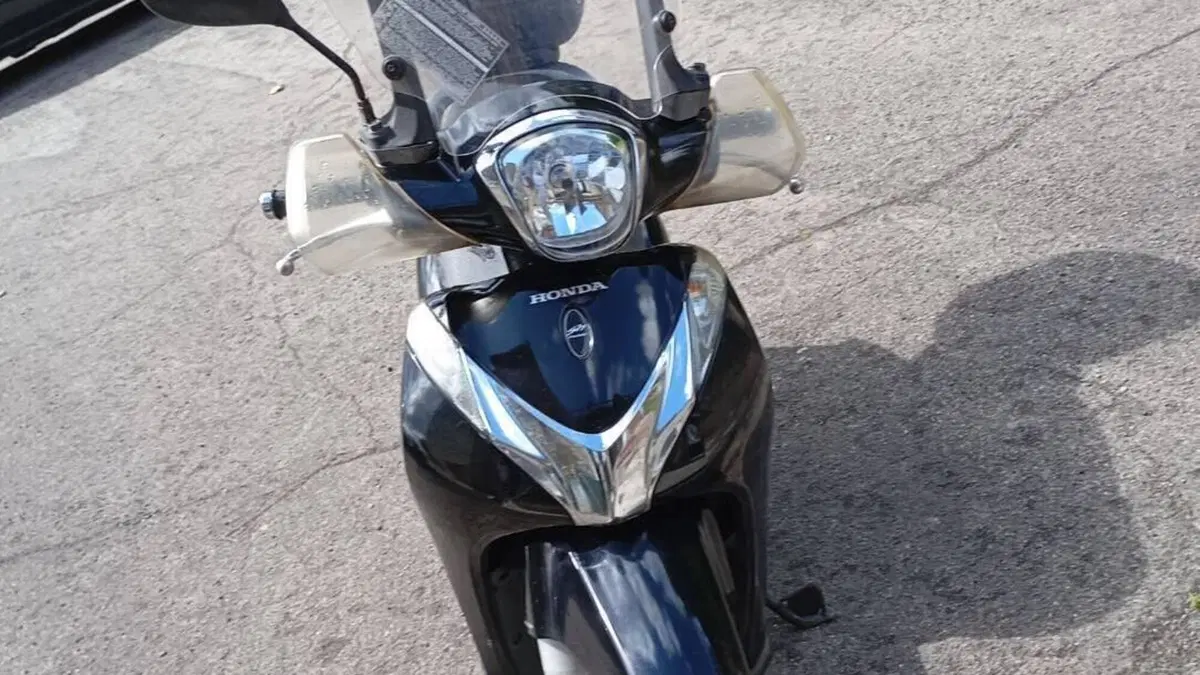 Honda SH 125 Mode (2013 -16)  (4)