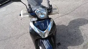Honda SH 125 Mode (2013 -16)  (4)