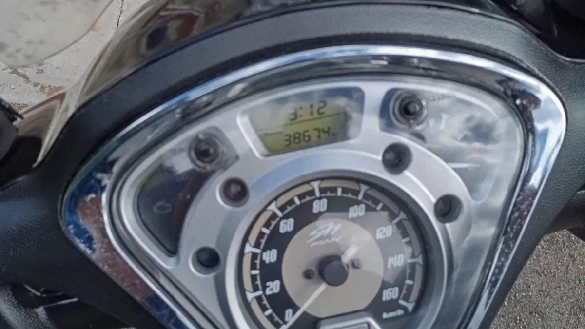 Honda SH 125 Mode (2013 -16)  (10)