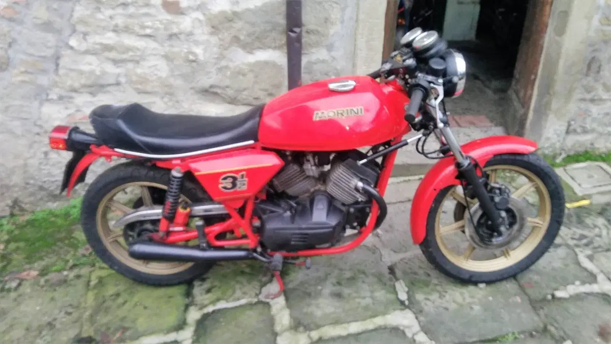 Bultaco   (8)