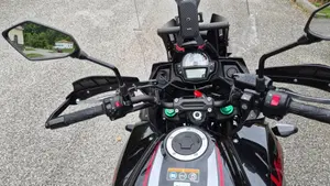 Kawasaki Versys 650 Tourer Plus (2021)  (2)