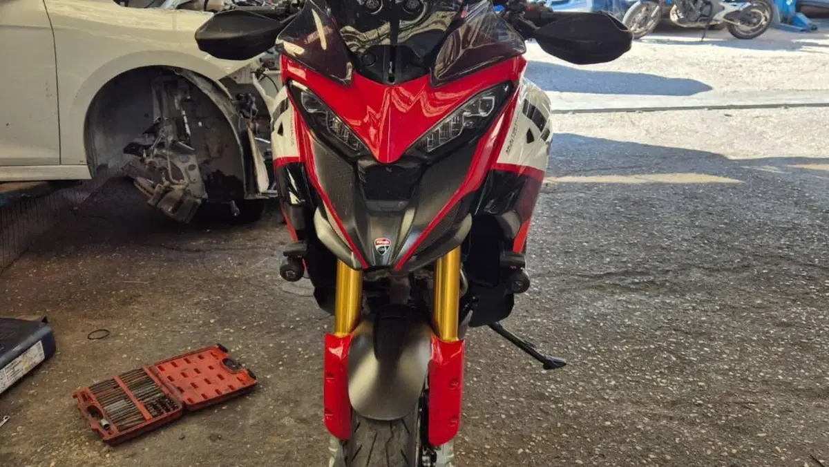 Ducati Multistrada V4 Pikes Peak (2021 - 24)  (2)