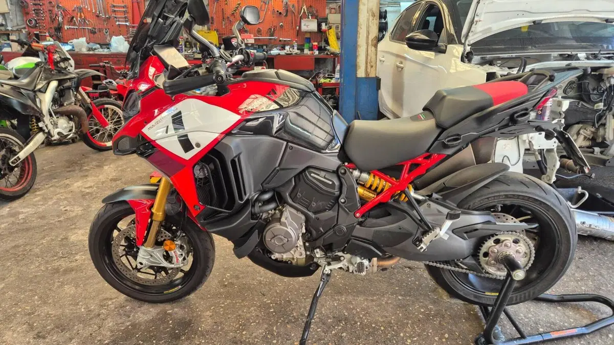 Ducati Multistrada V4 Pikes Peak (2021 - 24)  (3)