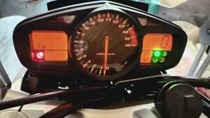 Suzuki GSR 600 (2006 - 11)  (4)