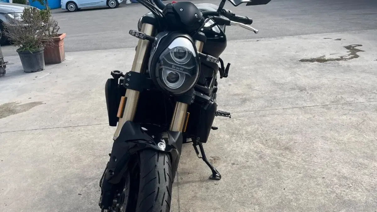 Benelli 752 S (2019 - 20)  (2)