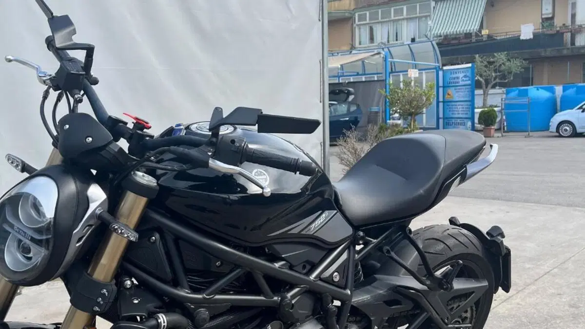 Benelli 752 S (2019 - 20)  (5)