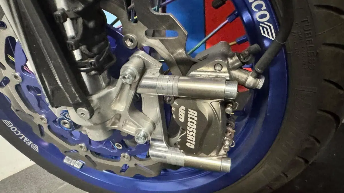 Yamaha YZ 125 (2021)  (3)