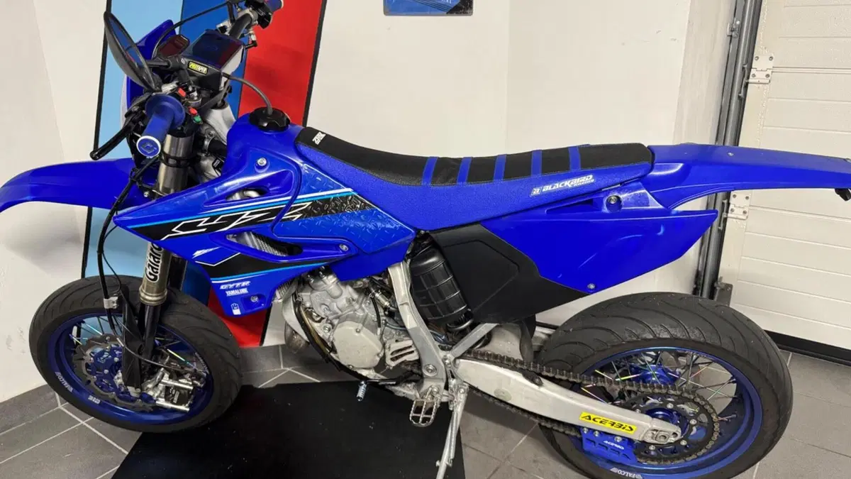 Yamaha YZ 125 (2021)  (5)