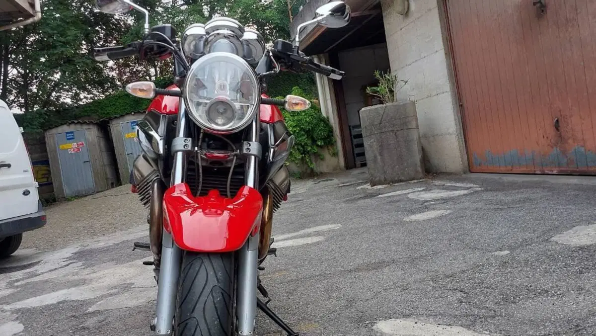 Moto Guzzi Breva V 1100 i.e.  (10)