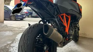KTM 1290 Super Duke GT (2022 - 25)  (9)