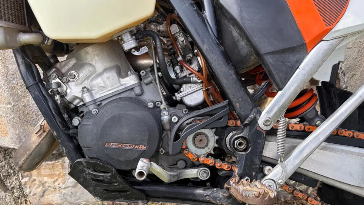 KTM 125 EXC (2012)  (2)