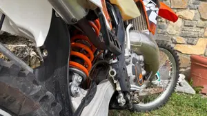 KTM 125 EXC (2012)  (6)