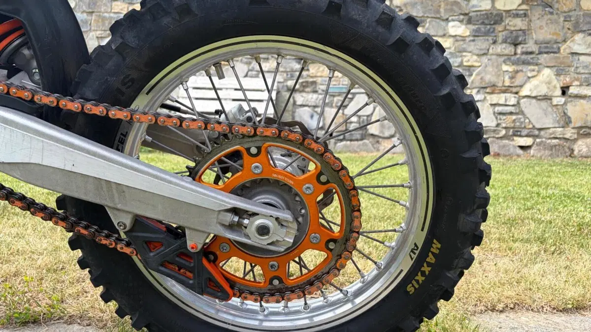 KTM 125 EXC (2012)  (11)