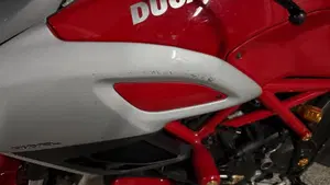 Ducati Diavel 1200 (2010 - 13)  (7)