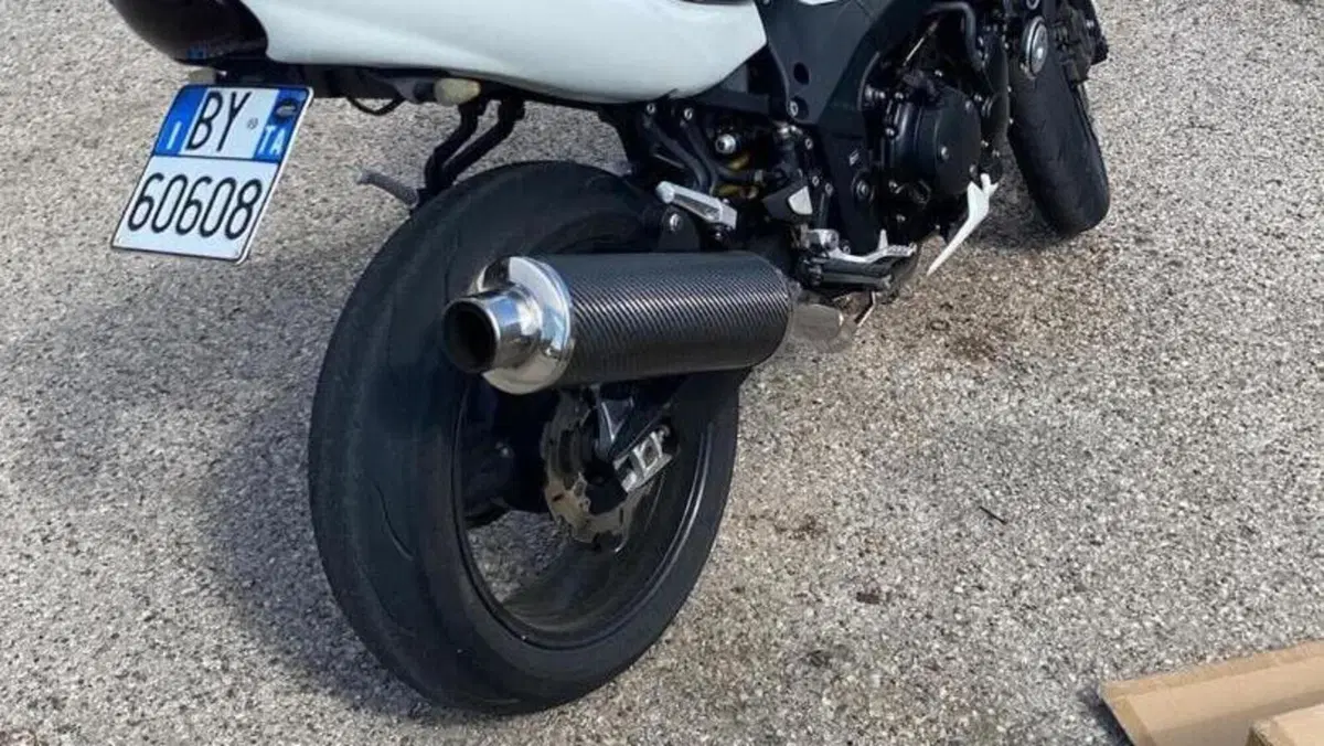 Triumph Speed Four  (4)