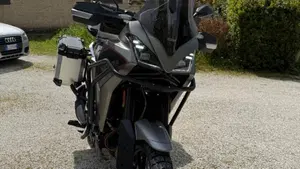 Moto Morini X-Cape 650 (2021 - 26)  (2)