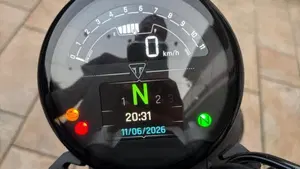 Triumph Trident 660 (2021 - 24)  (4)