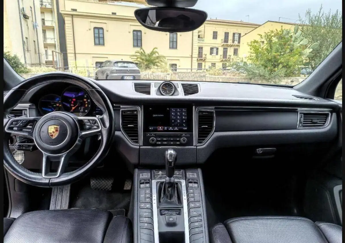 Porsche Macan 2.0 (9)