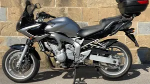 Yamaha FZ6 Fazer (2004 - 07)  (2)