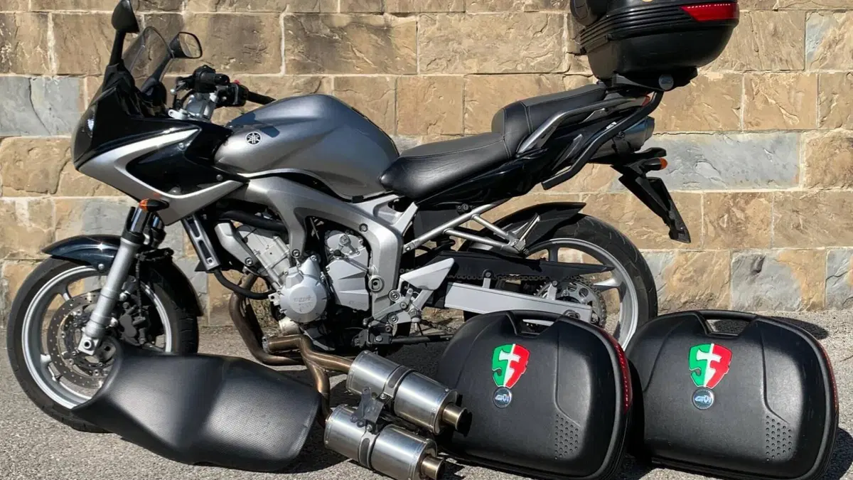 Yamaha FZ6 Fazer (2004 - 07)  (5)
