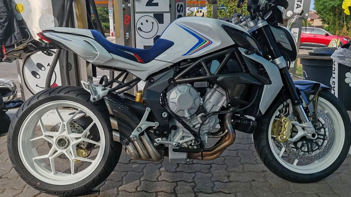 MV Agusta Brutale 800 EAS ABS (2012 - 15)  (11)