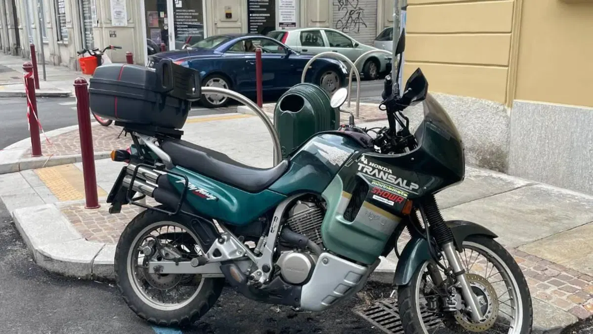 Honda Transalp XL 600V (1997 - 99)  (6)