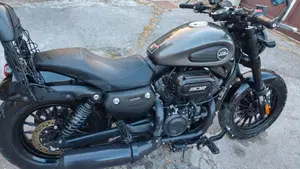 Keeway Motor V302 C (2022 - 26)  (3)