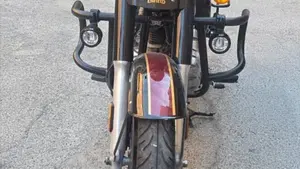Royal Enfield Classic 350 (2021 - 26)  (3)