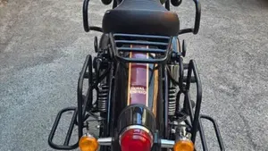 Royal Enfield Classic 350 (2021 - 26)  (4)