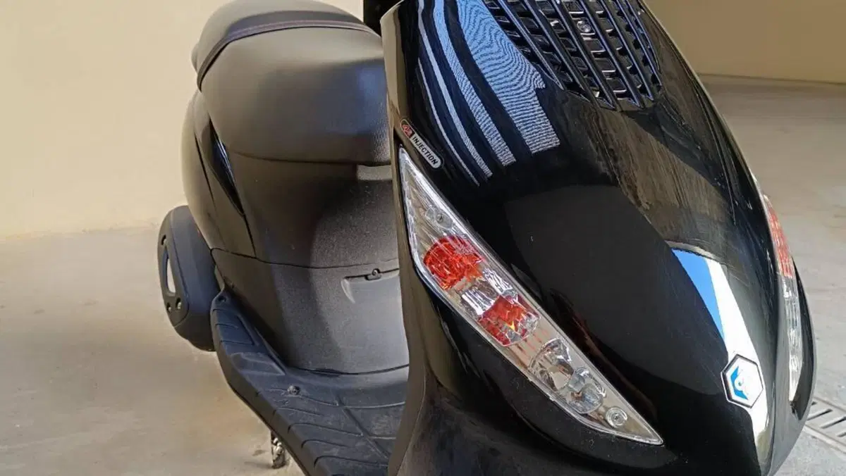 Piaggio Zip 50 4T (2021 - 25)  (7)
