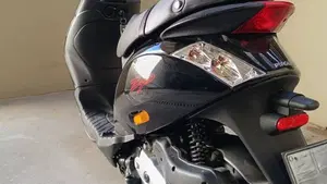 Piaggio Zip 50 4T (2021 - 25)  (10)