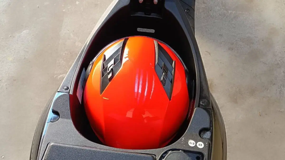 Piaggio Zip 50 4T (2021 - 25)  (12)