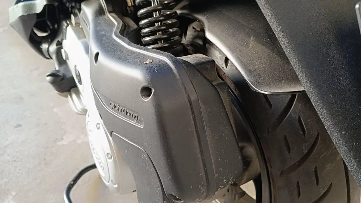 Piaggio Zip 50 4T (2021 - 25)  (14)