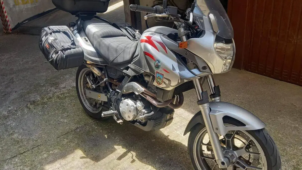 Aprilia Pegaso 650 Strada (2005 - 11) 
