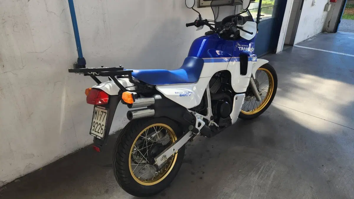 Honda   (4)