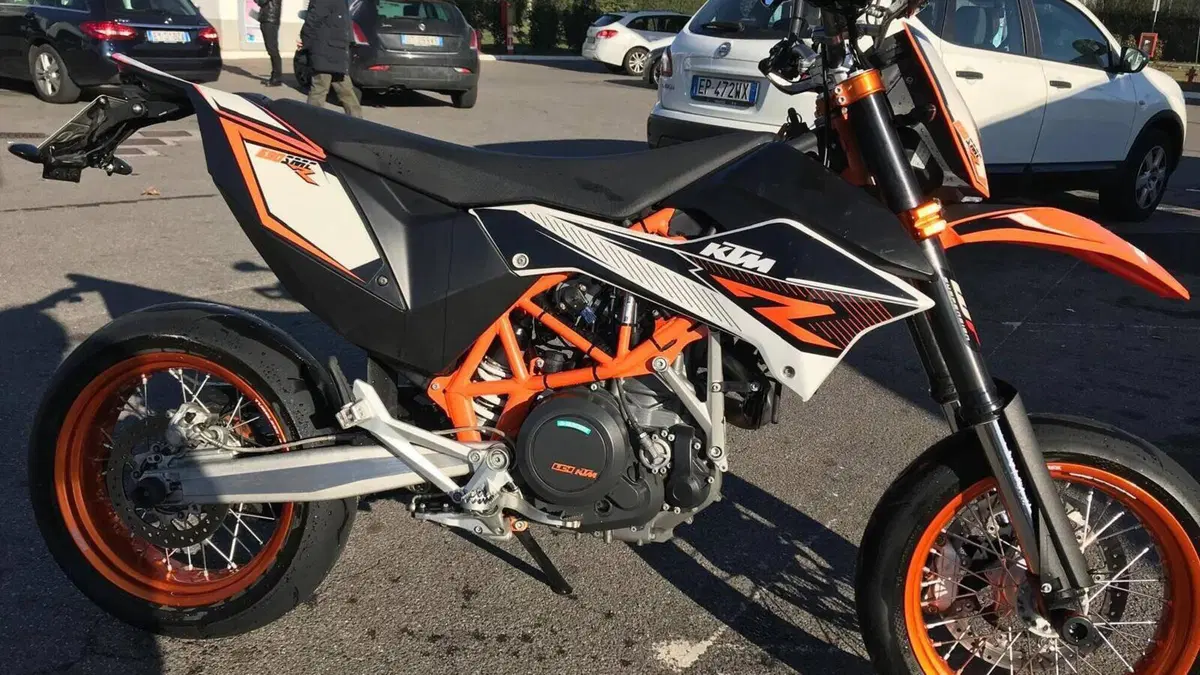 KTM 690 SMC R (2012 -17)  (2)