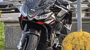 Aprilia Tuono 660 Factory (2022 - 24) 