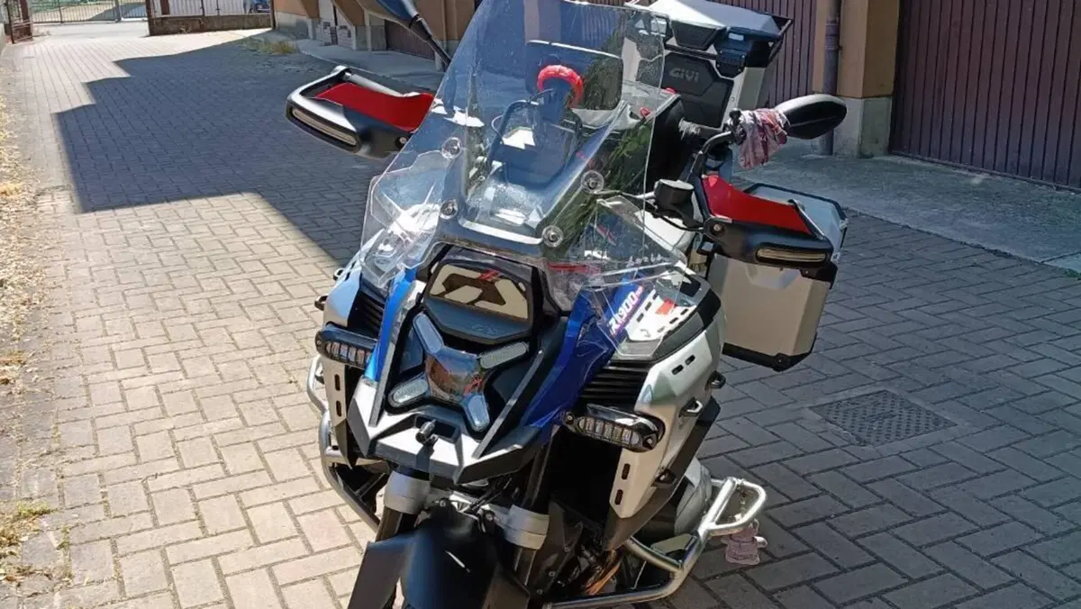 Bmw R 1300 GS Adventure Trophy (2025 - 26)  (3)