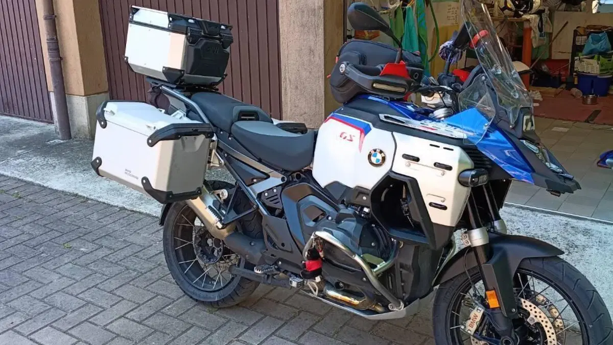 Bmw R 1300 GS Adventure Trophy (2025 - 26)  (12)